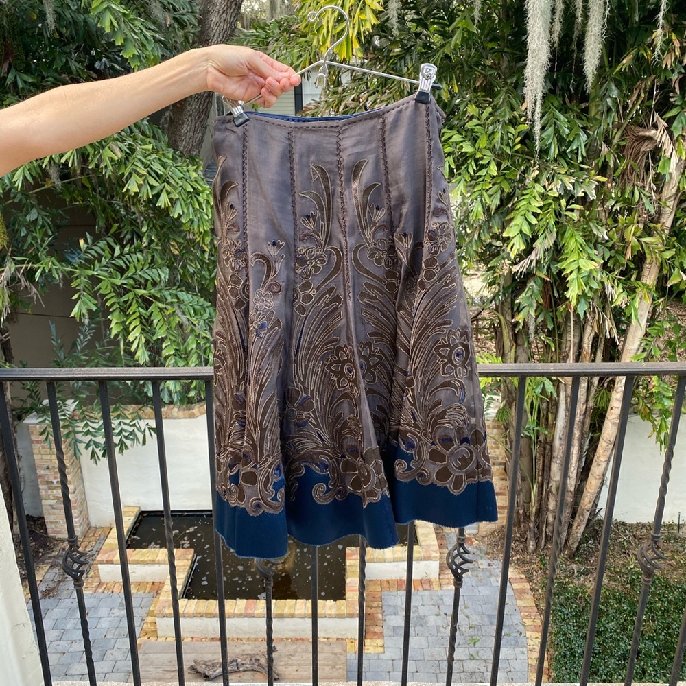 Elle Tahari silk skirt